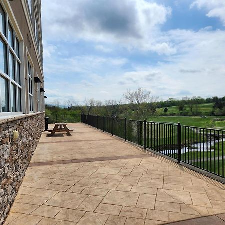 Doubletree By Hilton Front Royal Blue Ridge Shadows Hotel Exterior foto